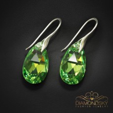 Sudraba auskari „Baroks (Peridot AB)“ ar Swarovski® kristāliem