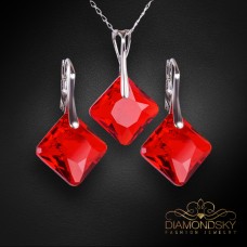 Sudraba komplekts sievietēm „Vizuļošana (Light Siam)“ ar Swarovski® kristāliem