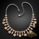 Kāzu kaklarota „Kristāla Zars (Golden Shadow)“ ar Swarovski™ kristāliem
