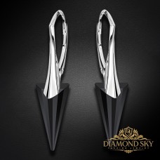 Sudraba auskari „Dzelonis II (Jet)“ ar Swarovski® kristāliem