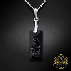Sudraba kulons „Augošais Kristāls II (Jet)“ ar Swarovski™ kristāliem
