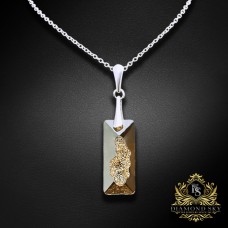 Sudraba kulons „Augošais Kristāls II (Golden Shadow)“ ar Swarovski™ kristāliem