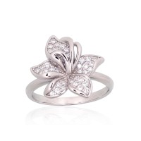 925 Sterling Silver Cubic Zirconia Ring “Flower II”